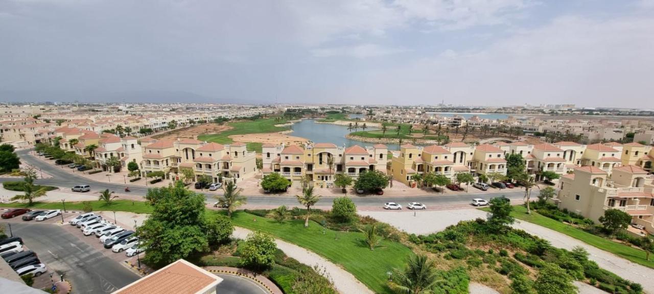 Appartement Lovely Lagoon View Studio à Ras el Kaïmah Extérieur photo